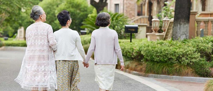 从“养老”到“享老”：解读韩国银发经济市场、政策焦点